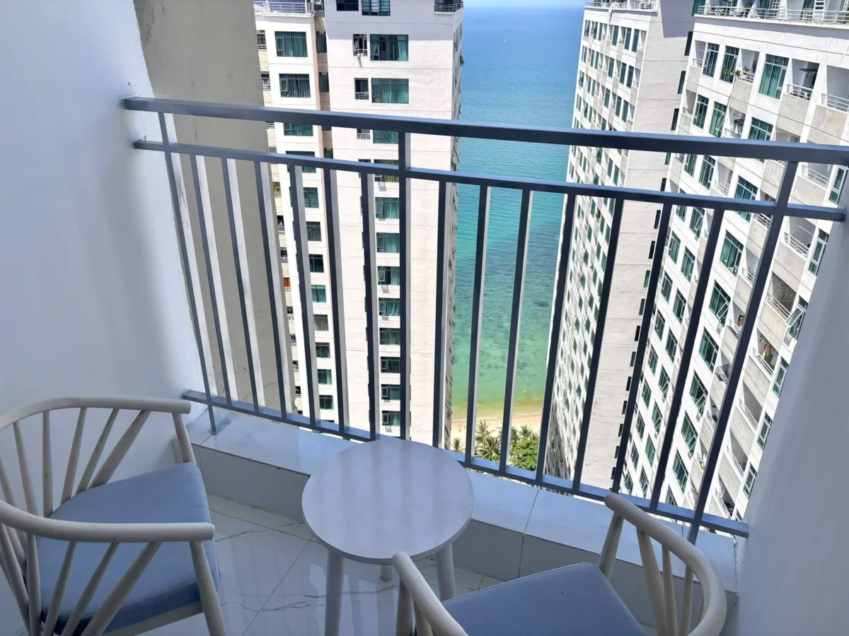2-Bedroom Apartment in Oceanus