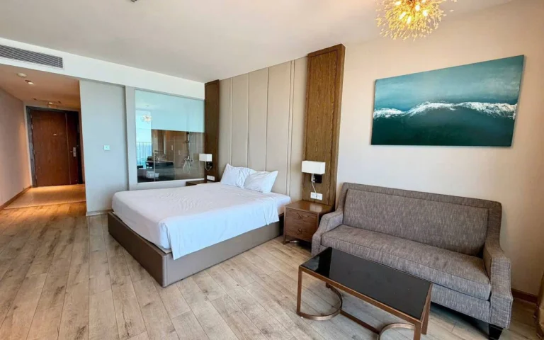 Sea View Apartment in Panorama Complex, Nha Trang — 1