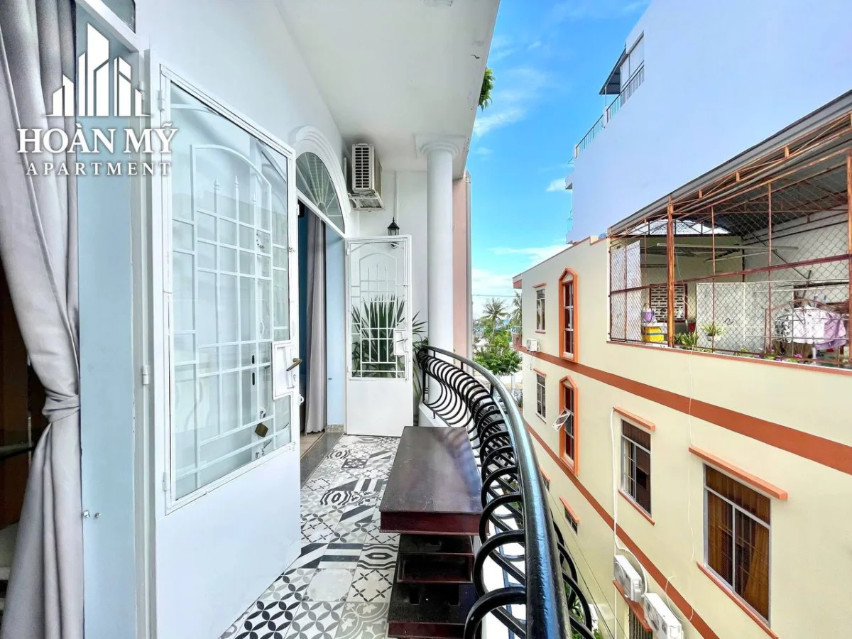 Studio with balcony for rent in Van Thanh district