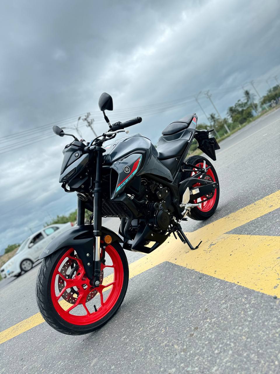 Yamaha MT-03 300cc
