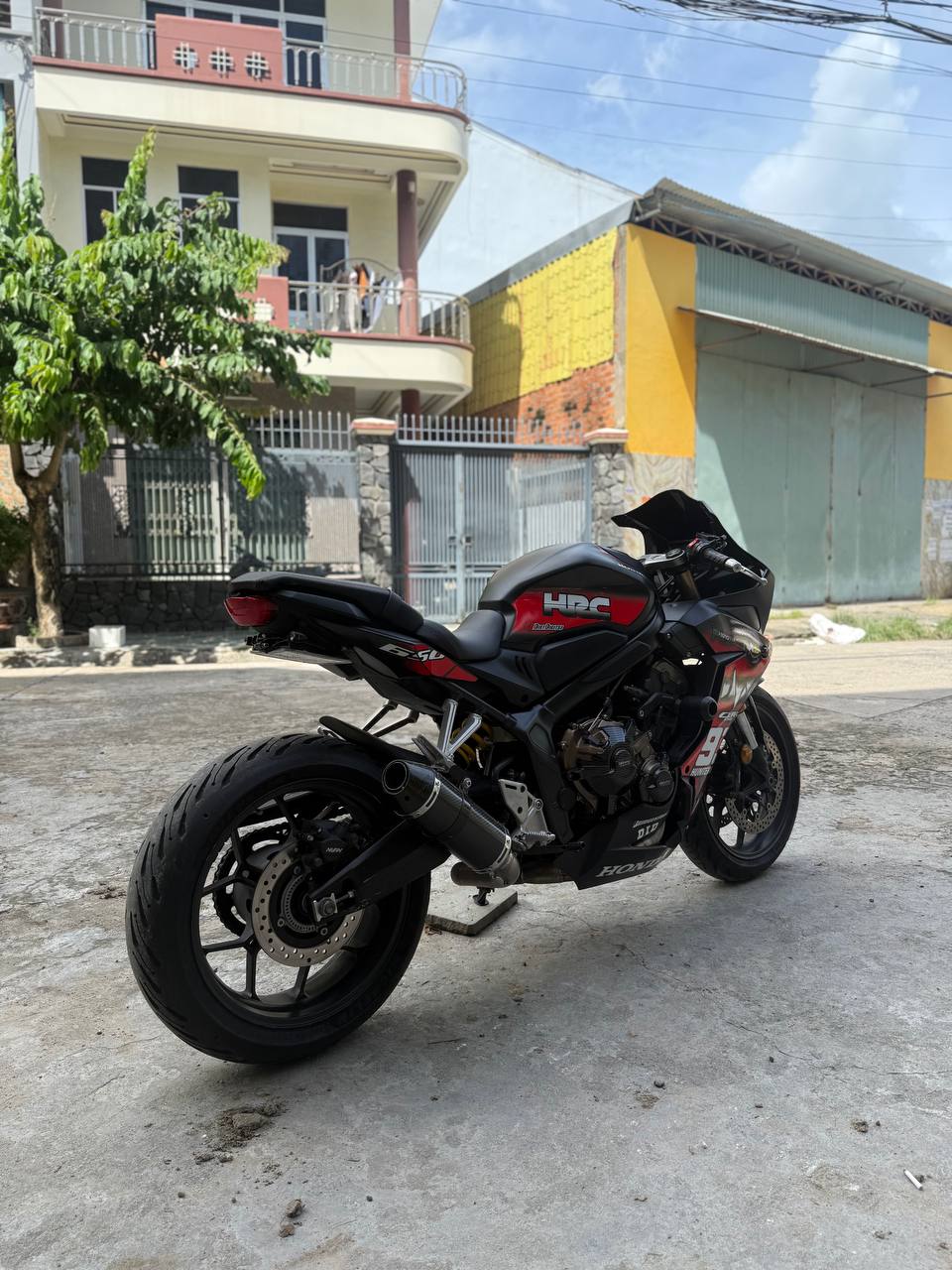 Honda CBR650R